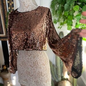 NWT . Hot & Delicious Bronze Sequin Crop Top medium. $18!!!